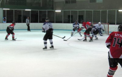 Armel screens for Flannery’s backhander.